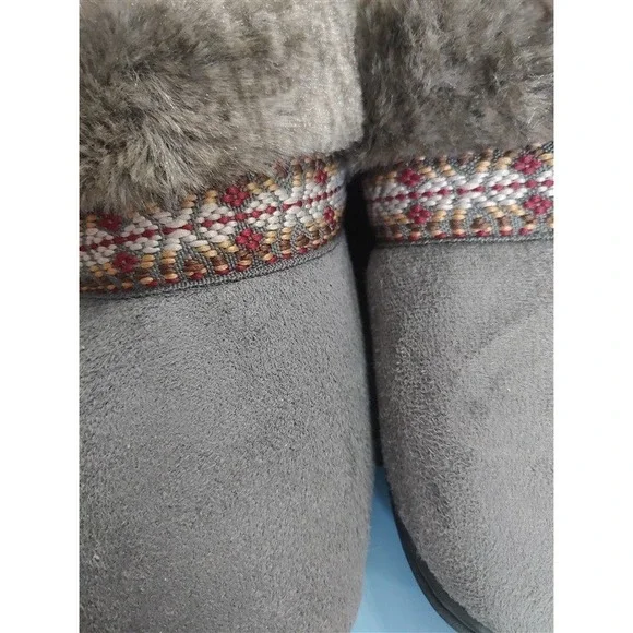 NEW Isotoner Womens Microsuede Fair Isle Gray Scuff Slippers Clogs M 7.5-8 75672 - Picture 3 of 3